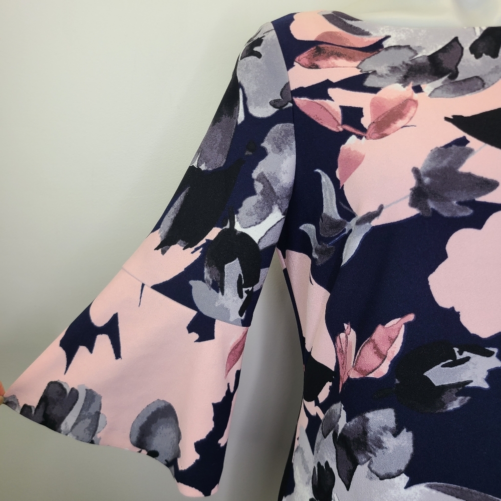 Vince Camuto Navy Blue and Pink Floral Print Bell Sleeve Spring Summer Dress 10 - Picture 4 of 15